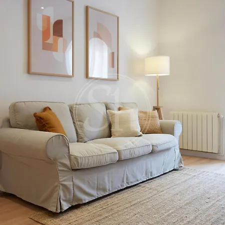 Montjuic Hideaway For Two * Barcelona